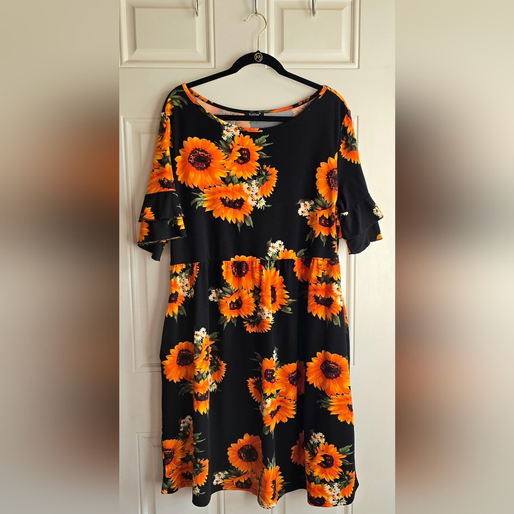 Tralilbee Super Soft Black Dress with Sunflower Pattern, Plus Size 1X